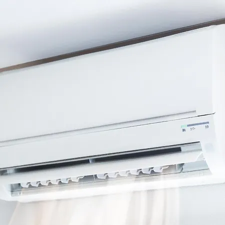 דירה Sleeps 4 Pool Air Con מנאג'יו